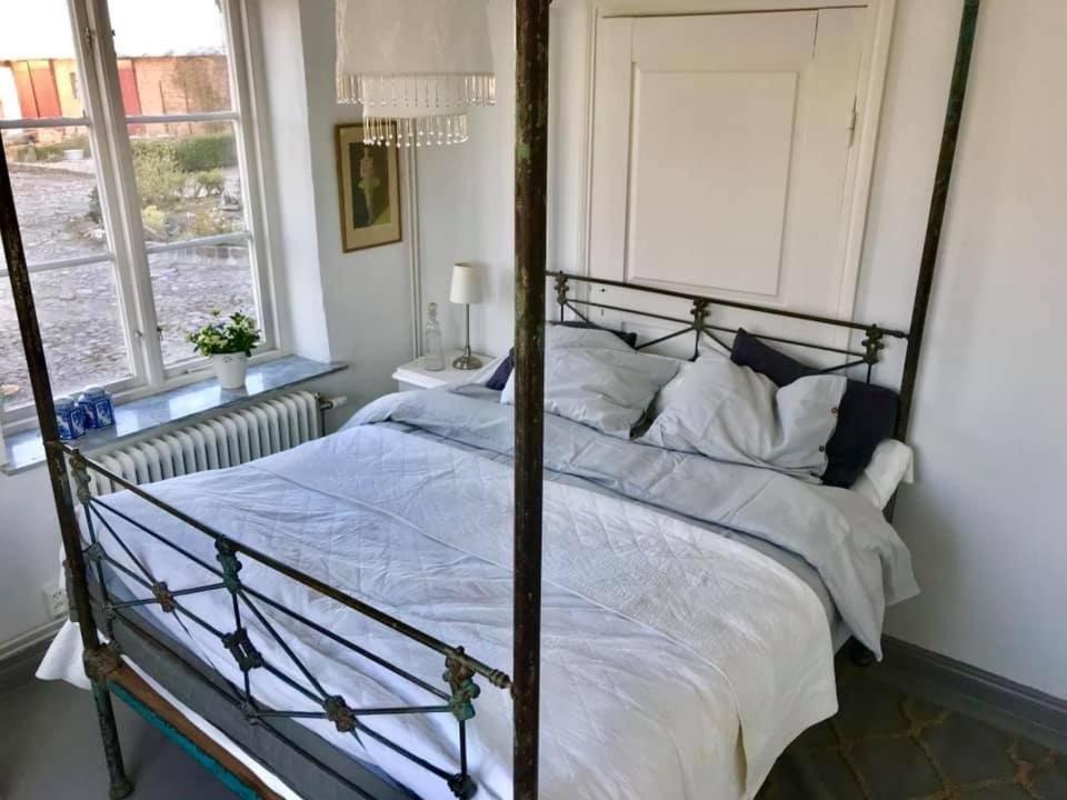 Sandby Liv Pa Oesterlen Bed&Breakfast מראה חיצוני תמונה